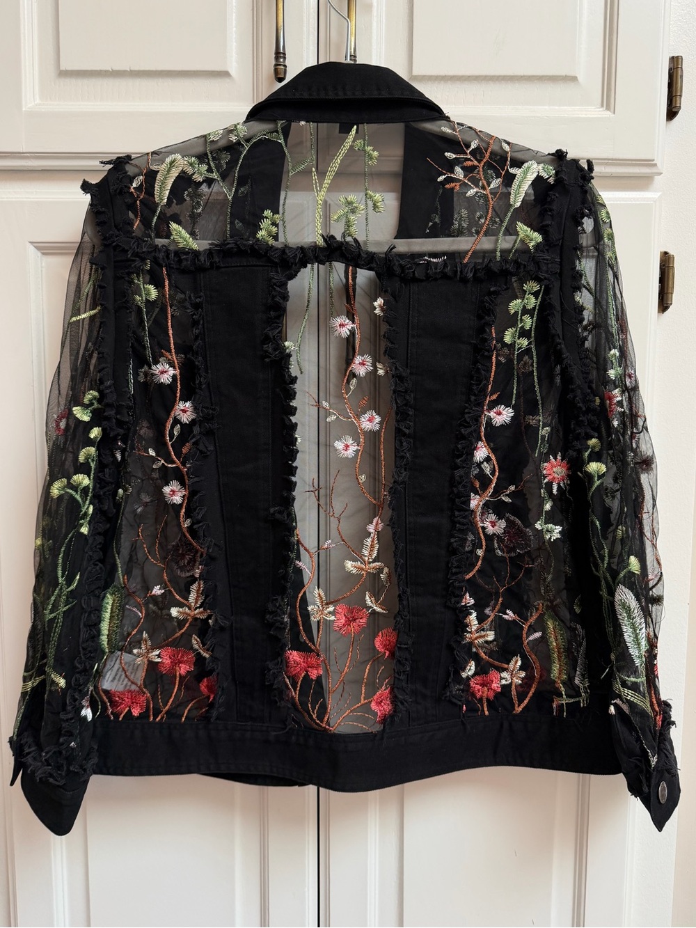 A.Z.I Floral Mesh Embroidered Jacket Black Size Medium - Picture 3 of 12